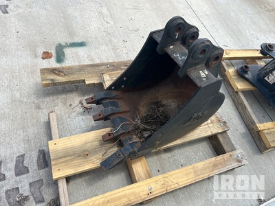 JCB Bucket 18 in Digging エクスカベーター用バケット - Fits Jcb 8035
