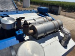 Engine with Système d'échappement