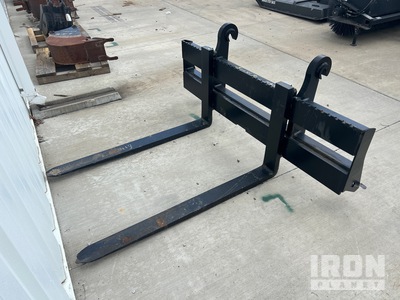 60 in Wheel Loader Forks (Unused)