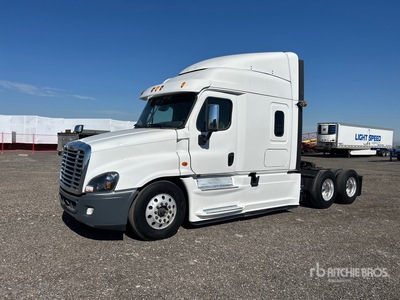 2015 Freightliner Cascadia 125 6x4 T/A Sleeper Truck Tractor