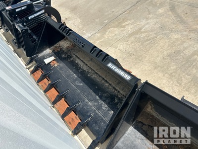 Blue Diamond 108273 72 in General Purpose Skid Steer Bucket (Unused)