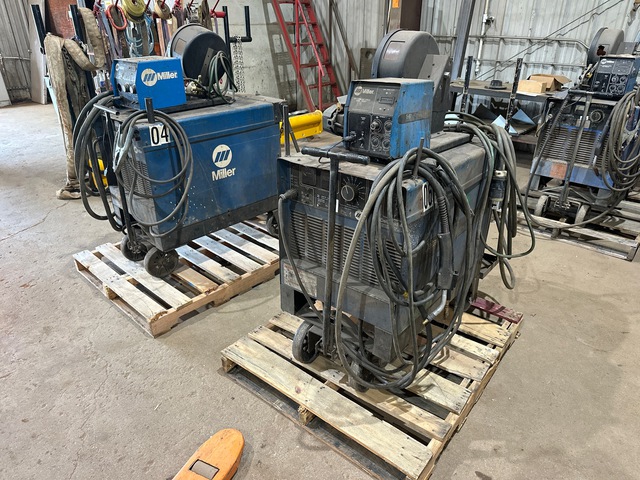 1994 Miller Deltaweld 451 450 A MIG Multi-Operator Welder