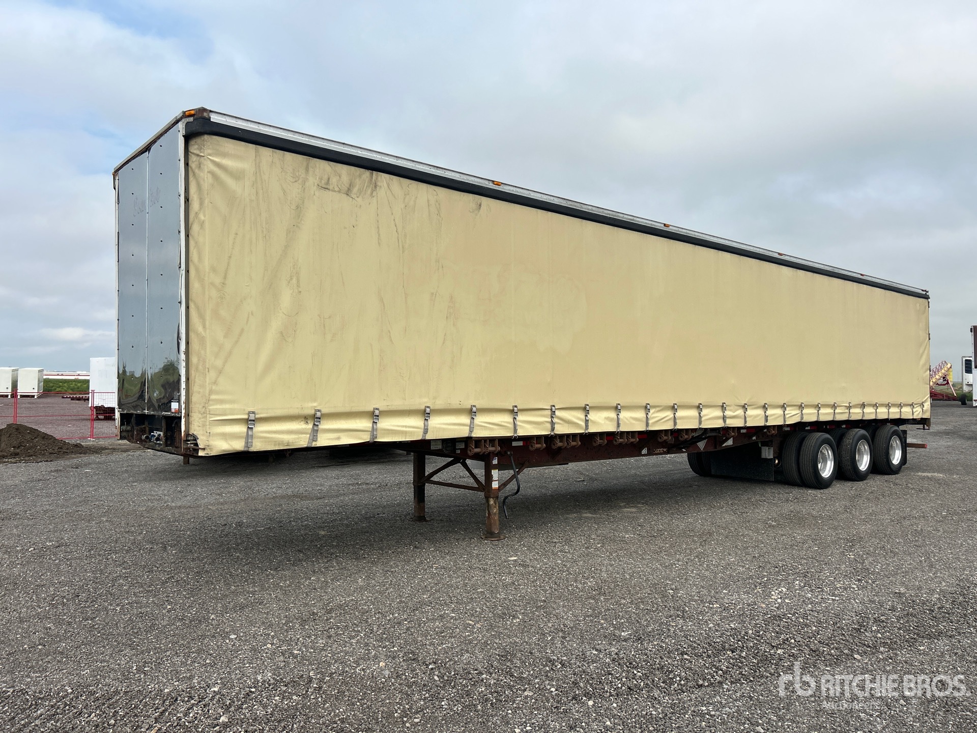 2001 Lode King 53 ft Tri/A Curtain Side Trailer