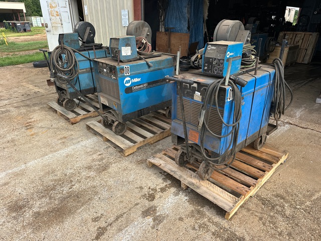 1994 Miller Deltaweld 451 450 A MIG Multi-Operator Welder