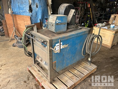 Miller Deltaweld 452 450 A Mobile MIG ウエルダー