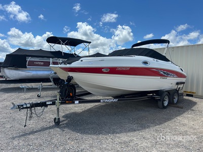2011 Stingray 22 ft Bowrider Boat