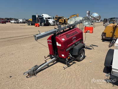 2011 Allmand Night-Lite Pro II 20 kW منارة
