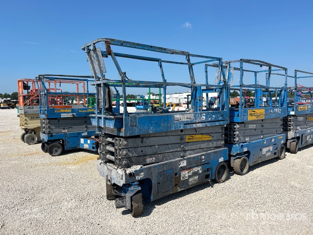 2016 Genie GS-2632 Electric Scissor Lift