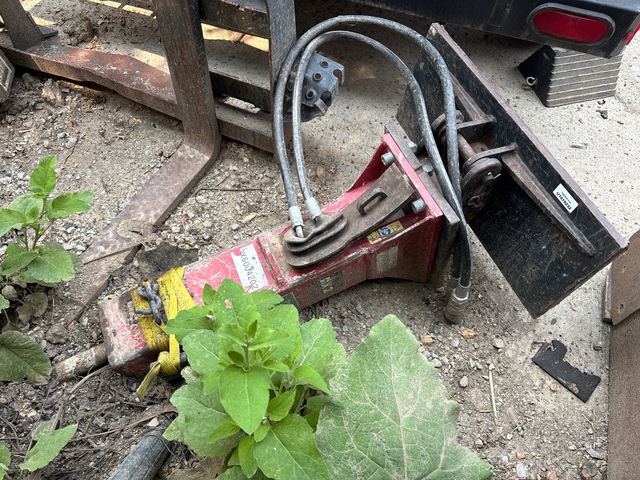 2018 Chicago Pneumatic RX2 Hydraulic Breaker 2018 Chicago Pneumatic RX2 Hydraulic Breaker