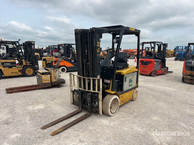 2015 Yale ERC050VG 4400 lb Electric Forklift