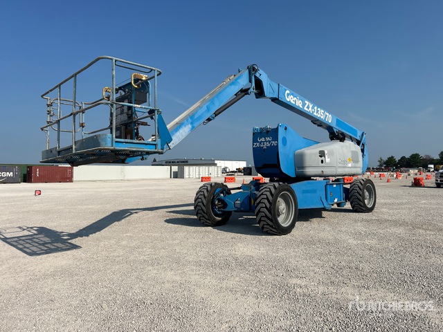 2016 Genie ZX135/70 4WD Diesel Articulating Boom Lift