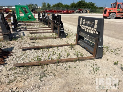 2025 Berlon BPFF 72 in Skid Steer Forks