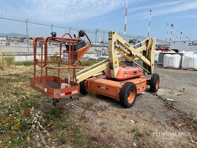JLG 30 2WD Electric Articulating Boom Lift