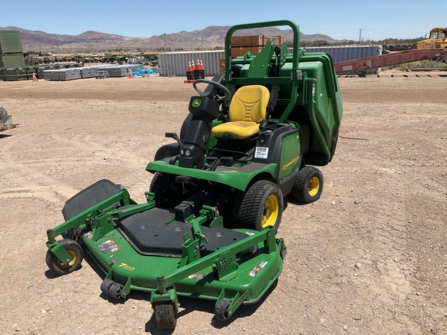 2011 John Deere 1445 Series II Lawn Mower