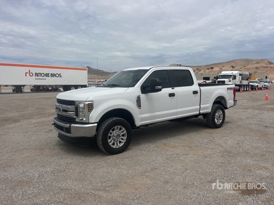 2018 Ford F-250 STX 4x4 Crew Cab Pickup