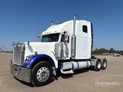 2004 Freightliner Classic 120 6x4 T/A Sleeper Truck Tractor