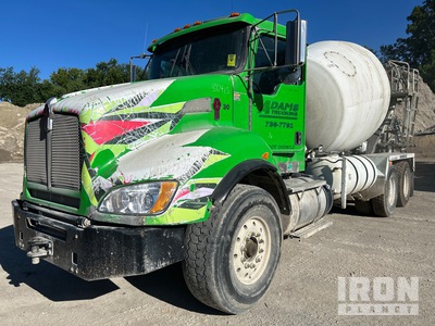 2013 Kenworth T440 6x4 Mixer Truck