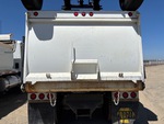 Configuration with Tailgate
