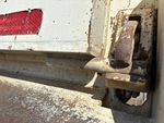 Configuration with Tailgate Latch