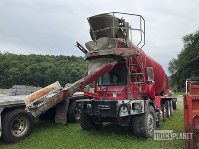 2018 Phoenix 12611.0-209SFA 12x6 Front Discharge Mixer Truck (Inoperable)