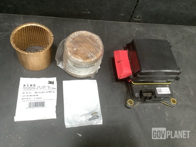 (20) Ball Bearings, (2) Modules, (186) Connectors & Assorted Items