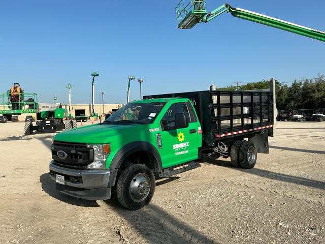 2021 Ford F-450 XL 4x4 Flatbed Truck