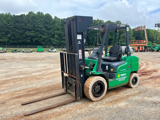 2016 Mitsubishi FG30N 4200 lb Pneumatic Tire Forklift