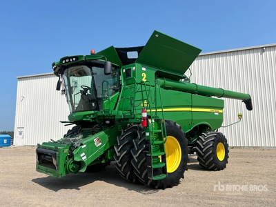 2016 John Deere S690 Cosechadora