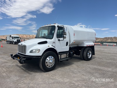2014 Freightliner M2 106 2500 gal 4x2 Water vrachtwagen