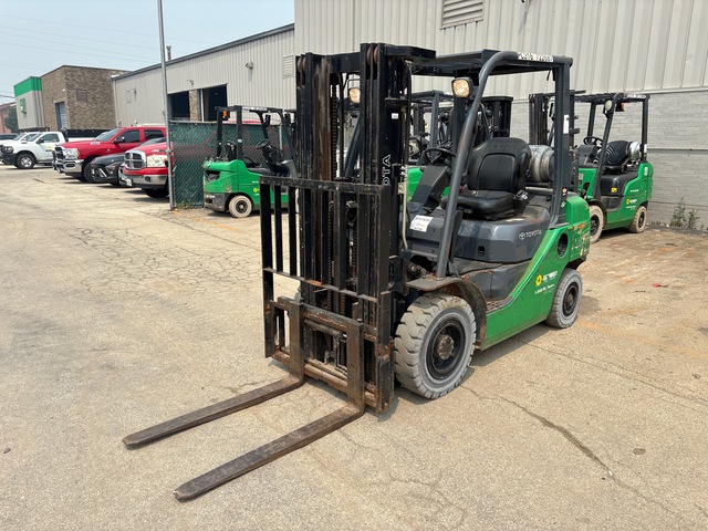 2015 Toyota 8FGU25 4750 lb Cushion Tire Forklift