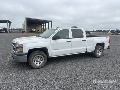 2015 Chevrolet Silverado 1500 4x4 Crew Cab Pickup