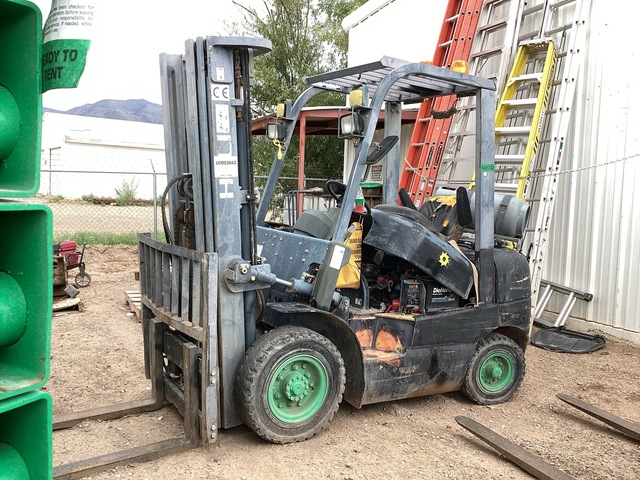 2011 Heli CPYD25-TY5 4600 lb Pneumatic Tire Forklift (Inoperable)
