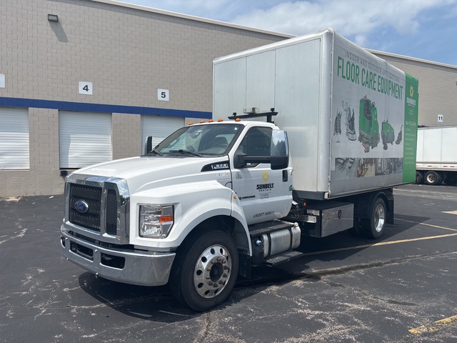 2019 Ford F-650 4x2 Hooklift Truck
