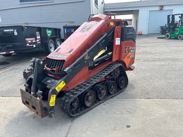 2019 Ditch Witch SK800 Mini Compact Track Loader