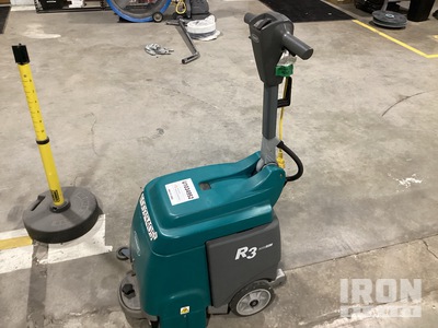 2018 Tennant R3 Walk-Behind Electric Carpet Extractor