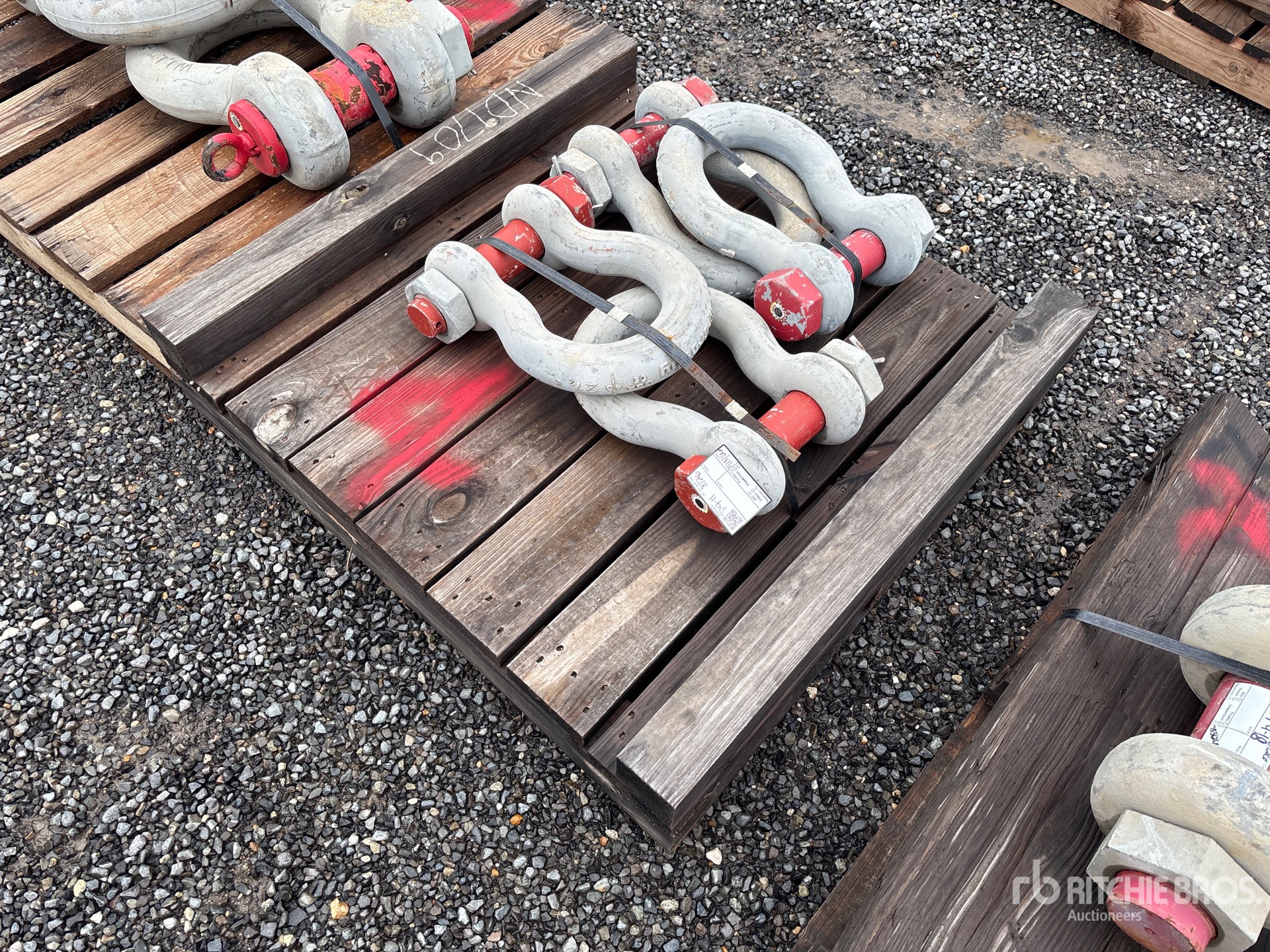 Quantity of (4) Crosby 55 Ton Shackle