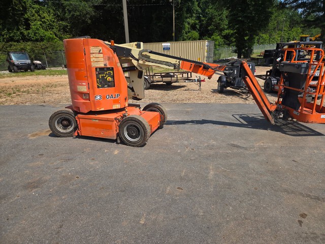 2015 JLG E300AJP Articulating Boom Lift