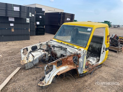 Toyota 8 ft 4 in الكابينة