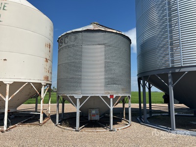 1988 Rosco +/- 2000 bu 4 Ring Hopper Grain Bin