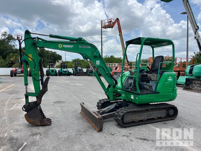2018 TAKEUCHI TB240 Mini Excavator