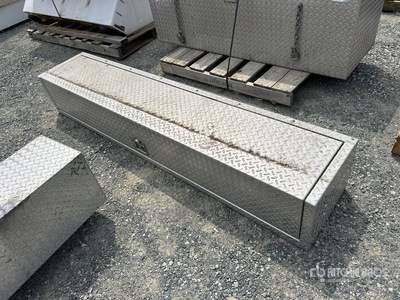 84 in x 16 in x 13 in Tool Box