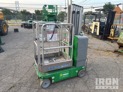 2017 Genie GR-20 Vertical Mast Lift