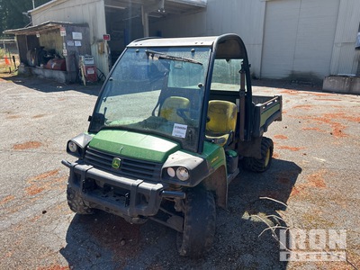 2019 John Deere HPX815E 4x4 مركبة متعددة الأغراض