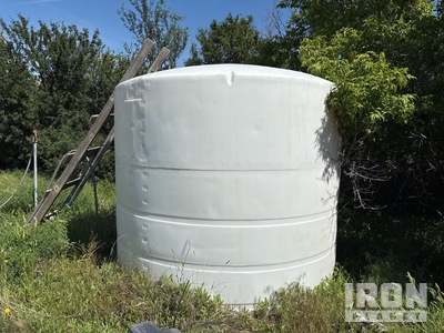 1700 gal Poly タンク