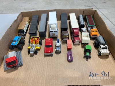 Quantity of (15) 1/64 Die Cast Truck Giocattoli