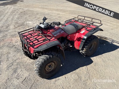 1992 Honda TRX300FW 4x4 VTT (Inoperable)