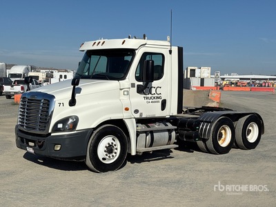 2016 Freightliner Cascadia 125 6x4 T/A Dagcabine Trekker