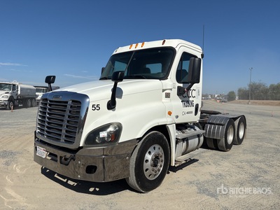 2015 Freightliner Cascadia 125 6x4 T/A Dagcabine Trekker