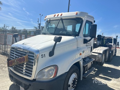 2015 Freightliner Cascadia 125 6x4 T/A Day Cab Truck Tractor (Inoperable)