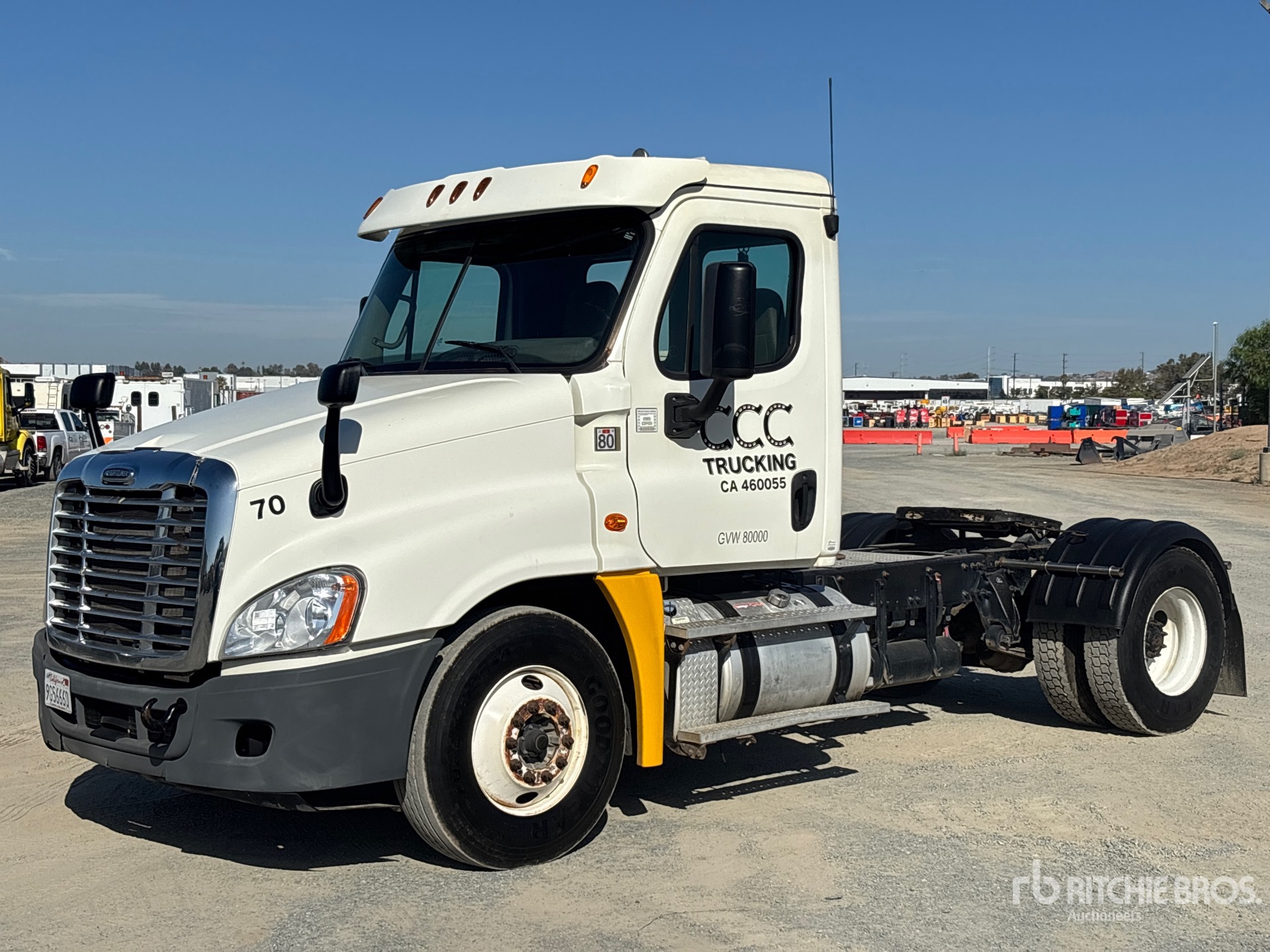 2015 Freightliner Cascadia 125 4x2 S/A Day Cab Truck Tractor